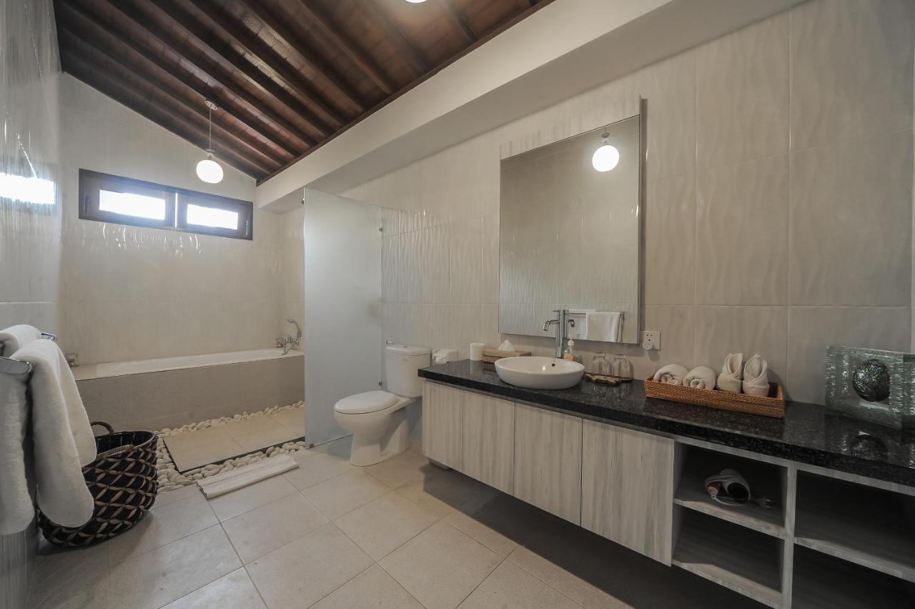 Villa Cosmo, Seminyak Zewnętrze zdjęcie